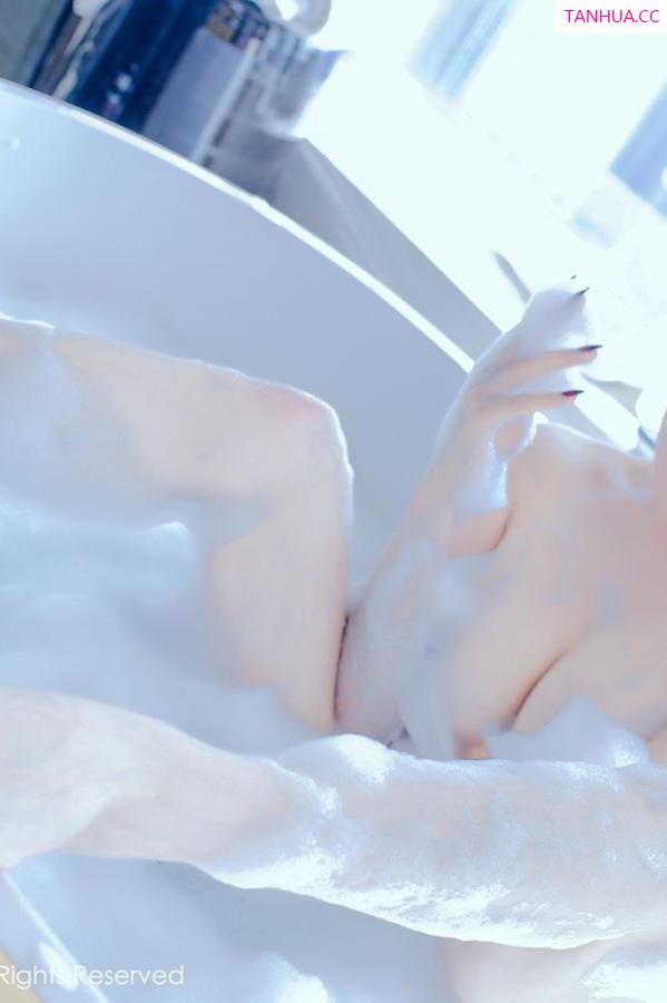 妮小妖  [XiuRen]高清写真图 2020.05.11 黄楽然第69张图片